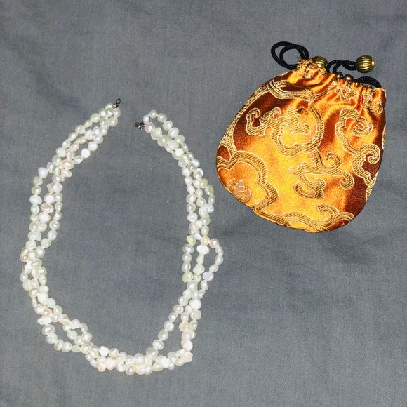 3 lines of white wild pearl necklace - Picture 5 of 5